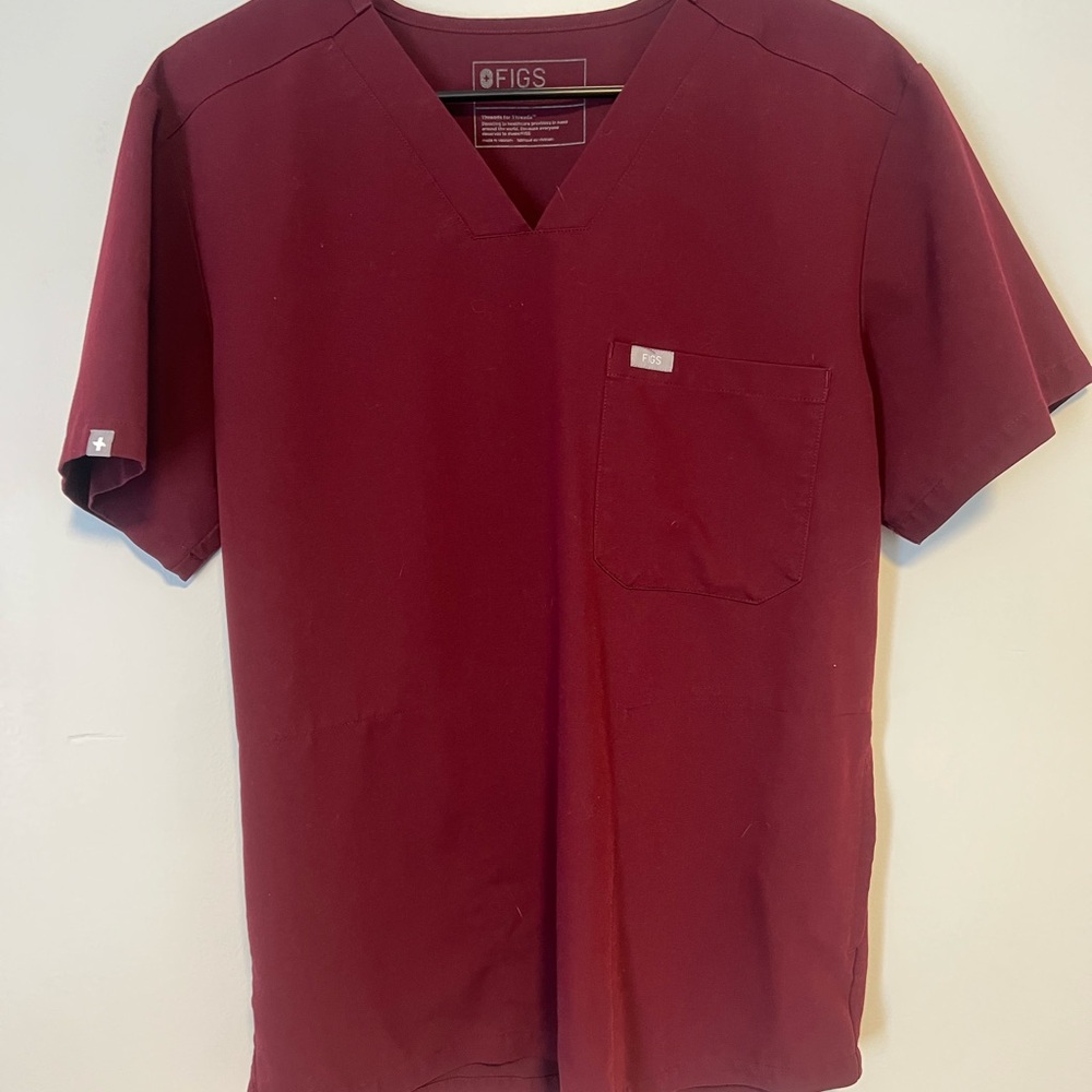 Figs Men's Maroon V-Neck Short Sleeve Tee